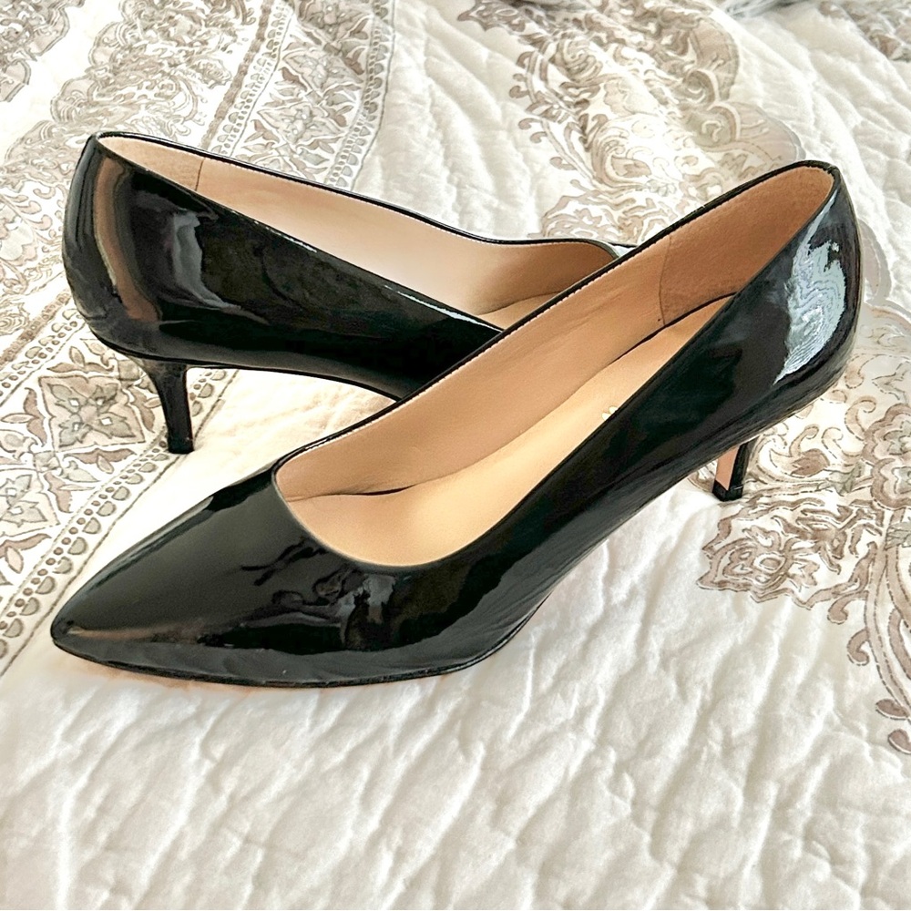 Joan Oloff Callie 2.5" black patent leather pumps with arch support new